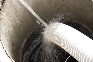 Cleaning the hose after emptying a Septic Tank